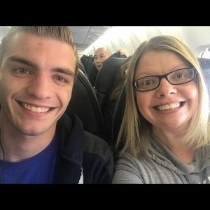 Meet your Posher, Cali